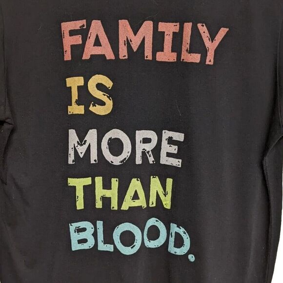 Sevenly "Family is more than Blood" T-shirt Unisex Medium Novelty Tee Black M - Picture 3 of 4